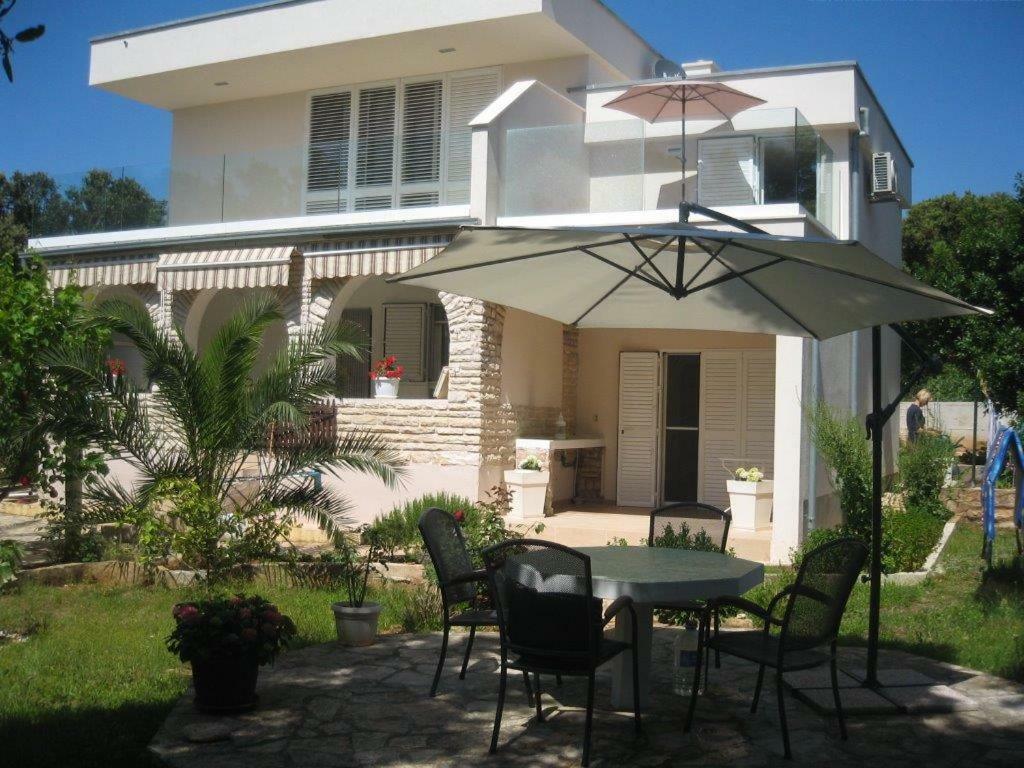 Apartment Marina Silba Bagian luar foto